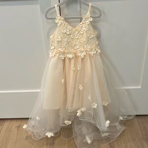 Beautiful Lala & Erina Dress.